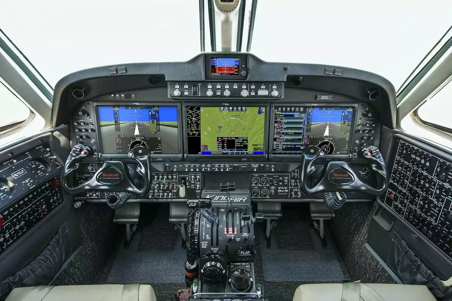 King air 260 cockpit