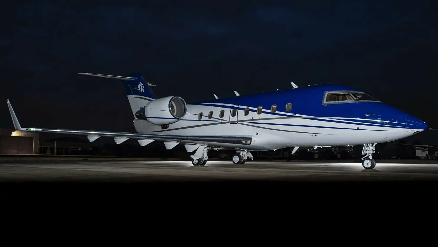 Bombardier Challenger 601-3A Exterior