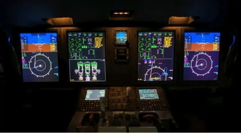 Bombardier Challenger 605 Cockpit