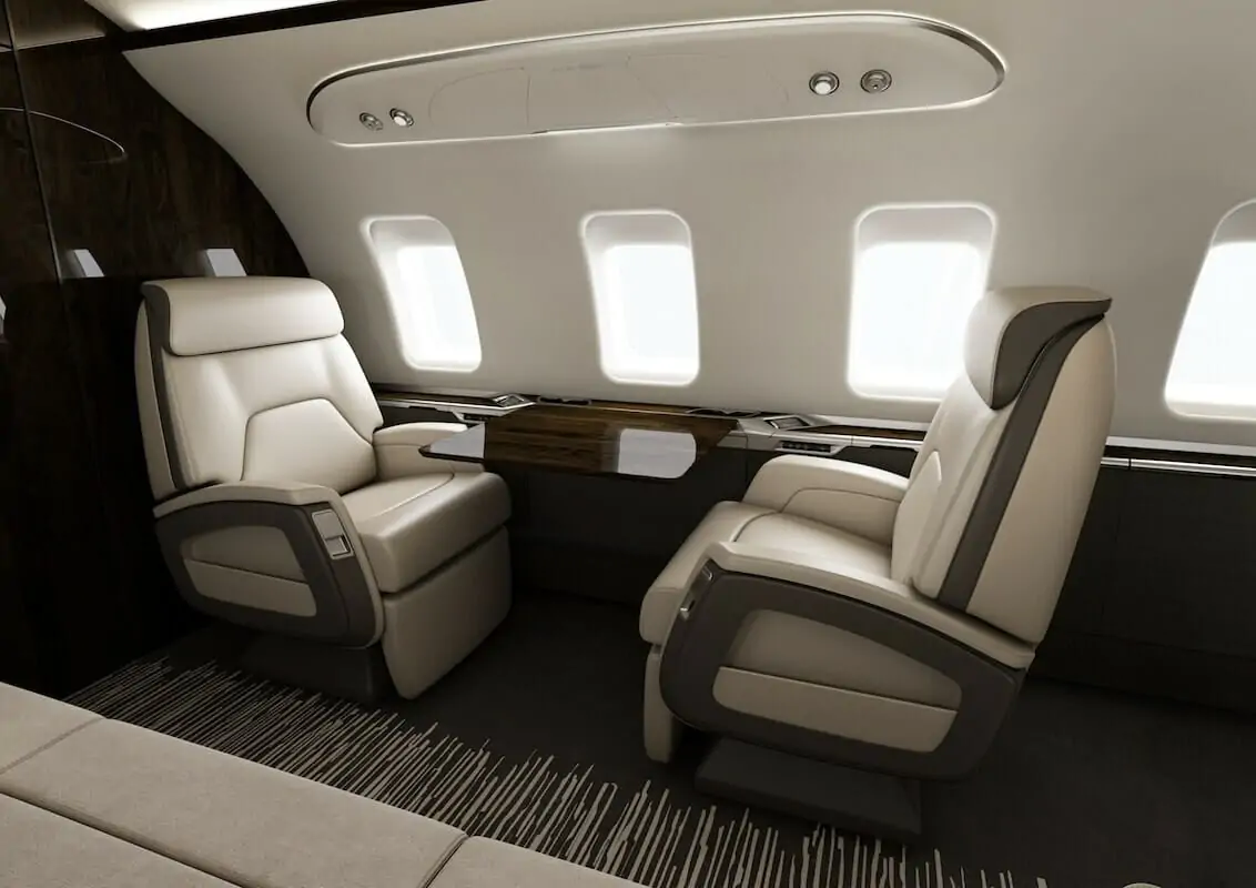 Bombardier Challenger 650 Interior, two wide seats in aft cabin