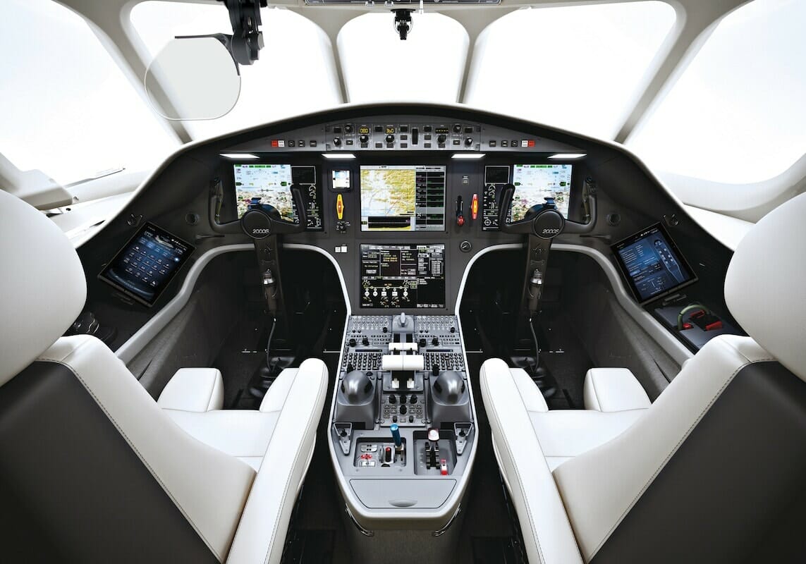 Dassault 2000S Cockpit