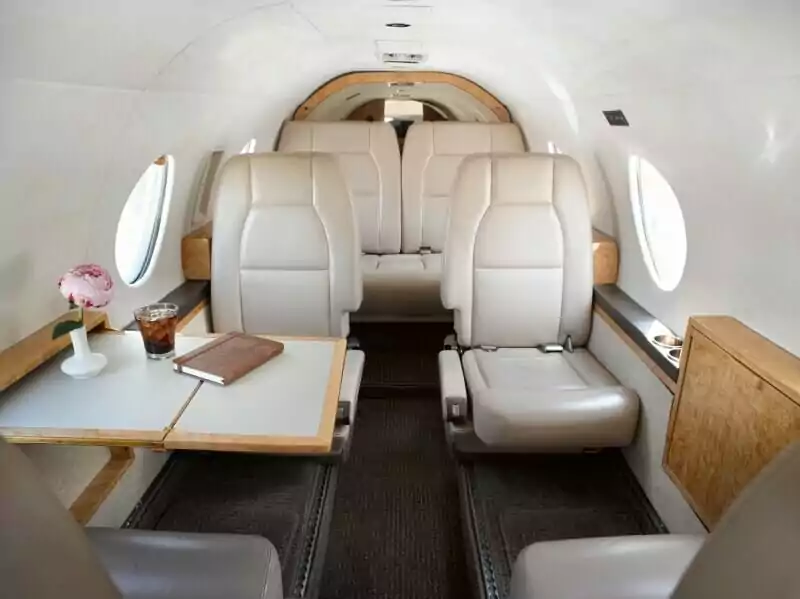 Dassault Falcon 10 Interior