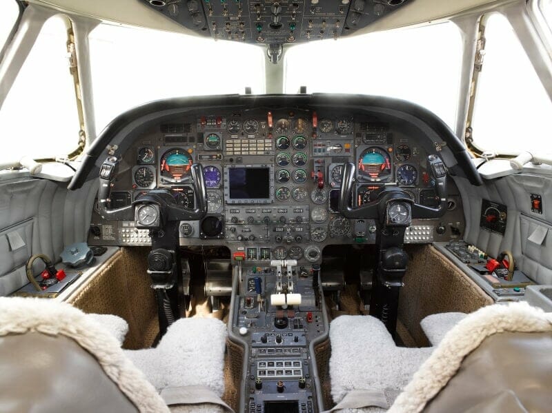 Dassault Falcon 10 Cockpit