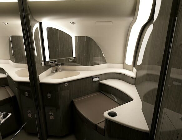 Embraer Legacy 650E toilet/restroom/bathroom/lavatory
