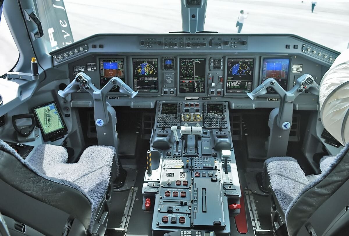 Embraer Lineage 1000 Cockpit