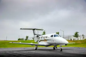 Embraer Phenom 100所有权和运营成本