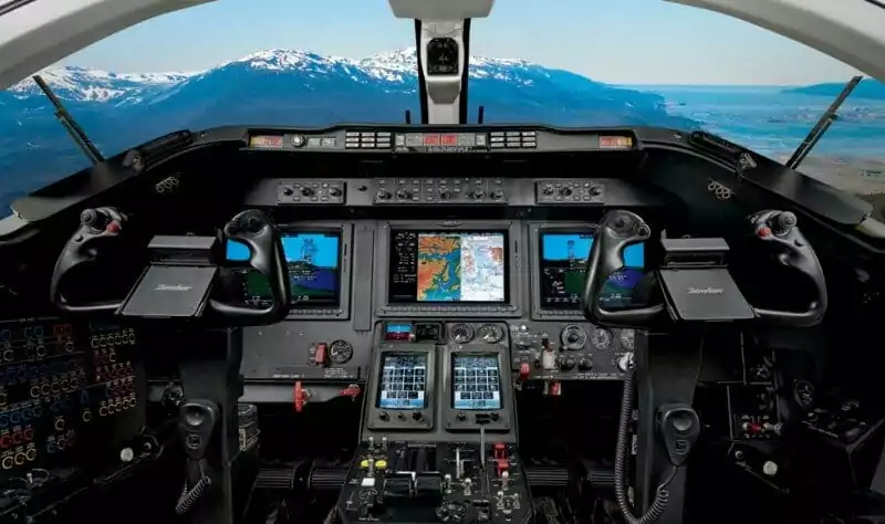 Hawker 400XP Cockpit