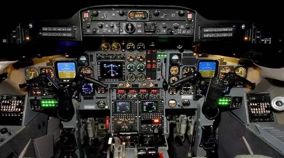 Hawker 700 Cockpit