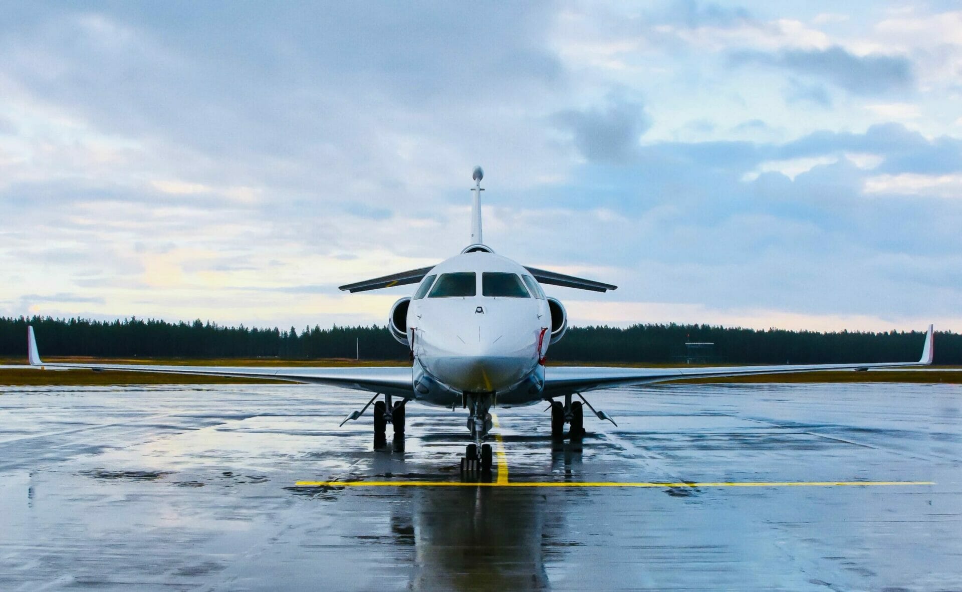 jet privato davanti